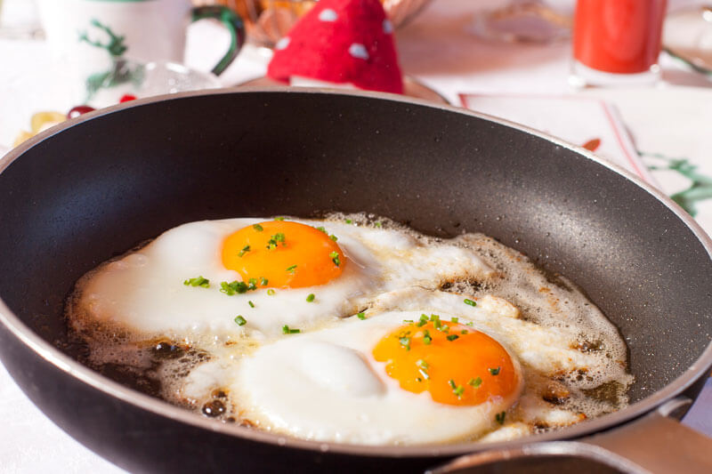 fried-egg-from-the-pan